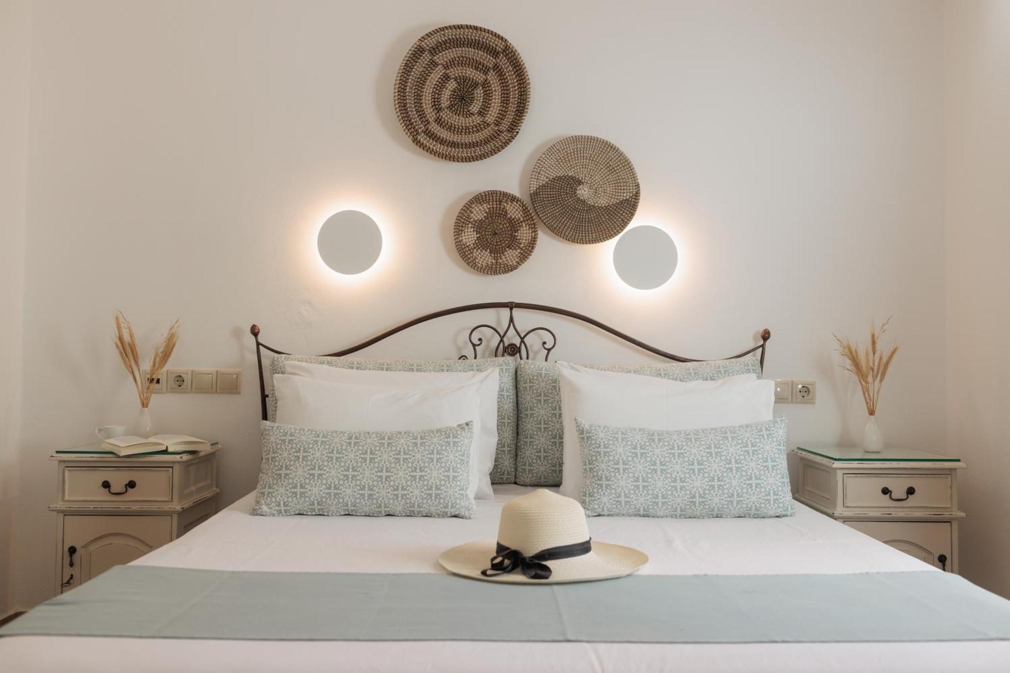 Maria'S Rooms & Studios Agia Anna  Exterior photo