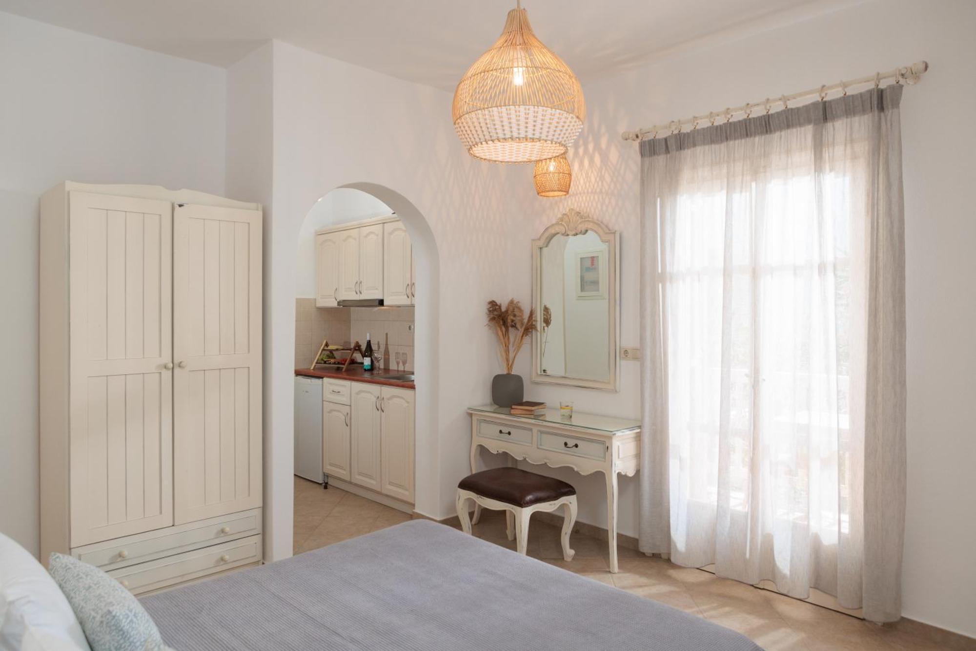 Maria'S Rooms & Studios Agia Anna  Exterior photo